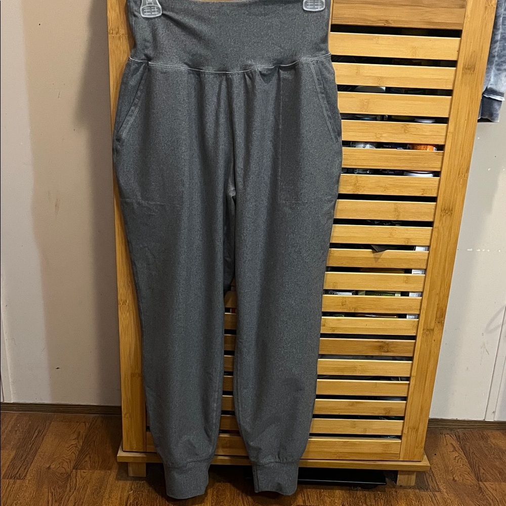 Women’s Old Navy Active High Rise jogger